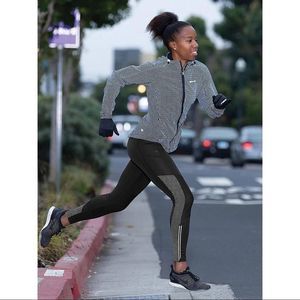 Sugio 180 Zap Tight Black Leggings Size XS NWT